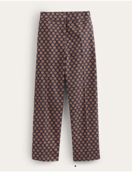 Slim fit printed trousers?