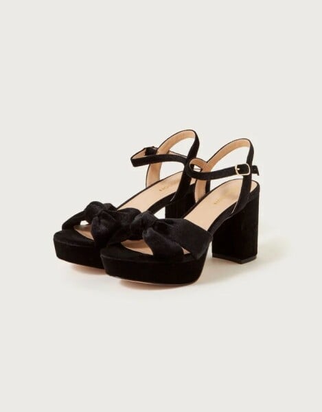 What shoes and do I wear tights with midi dresses right now