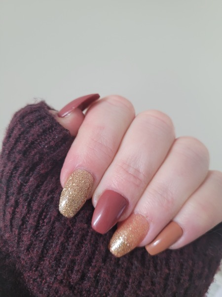 Can i see your nails?? ❤️ 