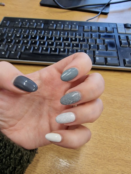 Can i see your nails?? ❤️ 