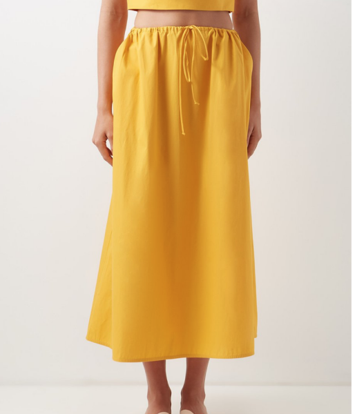 Les Parisiennes des Mamansnet: Always Have a Ball Gown at the Ready in Celebration of Your Enemy's Demise