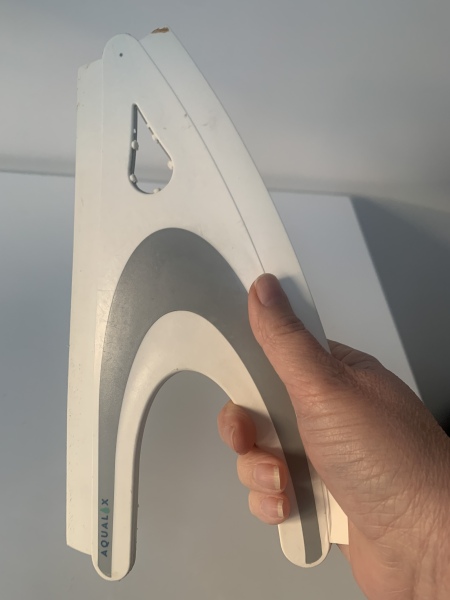 Recommend squeegee for curved shower  