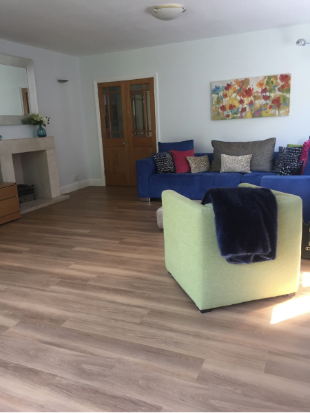 Which Karndean looks most like real wood planks?