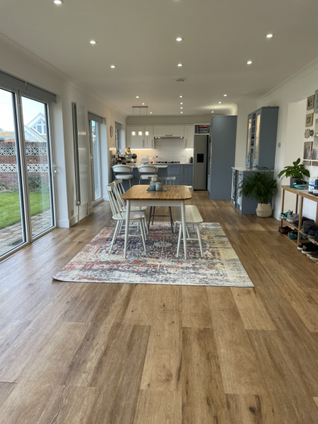 Which Karndean looks most like real wood planks?