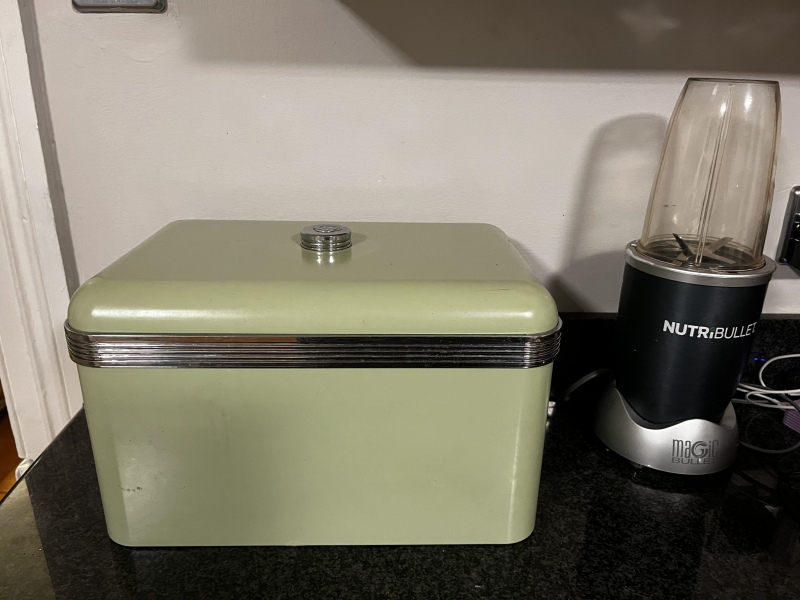 Show me your bread bin!