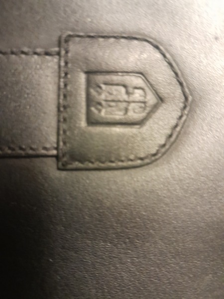 IDing a logo