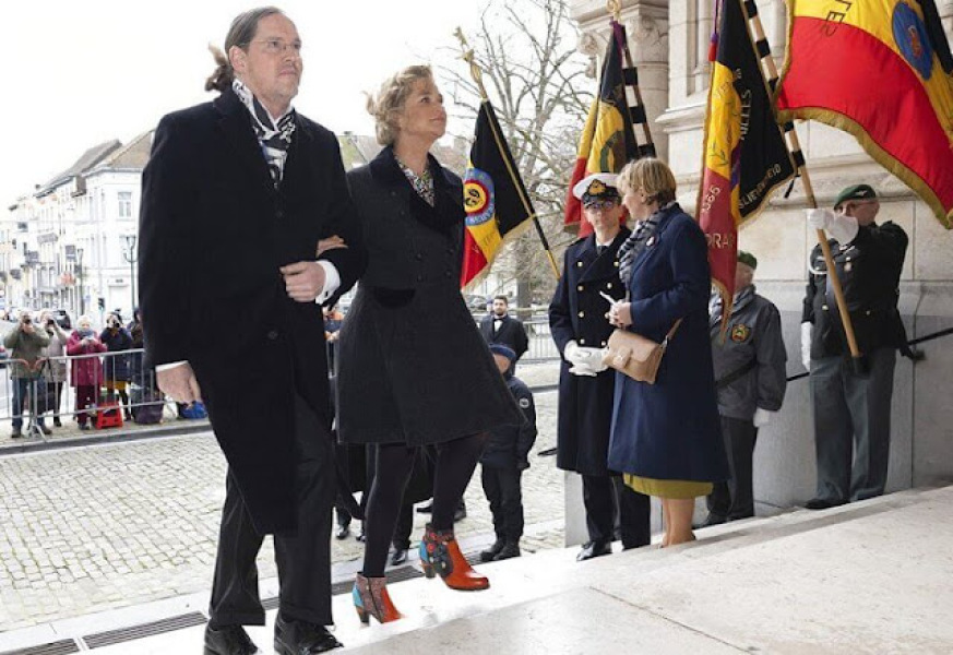 Royal Style: Quality jewellery, quality clothes and maybe a bit of Quality Street 