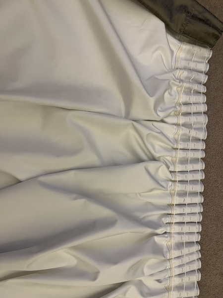 How do I tie off these pencil pleat curtains?
