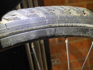 Can anyone help me decipher what bike tyres to order from these photos??