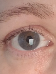 I'm 40 and I don't know what colour my eyes are! Photos