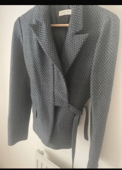 Les Parisiennes des Mamansnet: Always Have a Ball Gown at the Ready in Celebration of Your Enemy's Demise