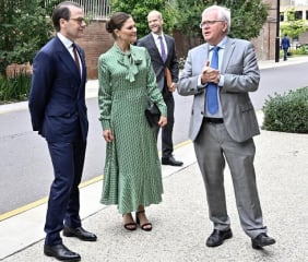 Royal Style: keep the Erdem, but bring on the tiaras! 