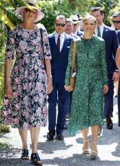 Royal Style: Quality jewellery, quality clothes and maybe a bit of Quality Street 