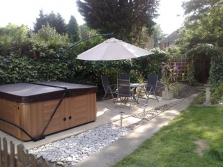 Can I see your garden seating areas?