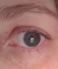 I'm 40 and I don't know what colour my eyes are! Photos