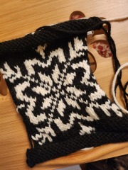 It's Crochet, Knit & Natter 10: New Year, New Yarn, New Thread!