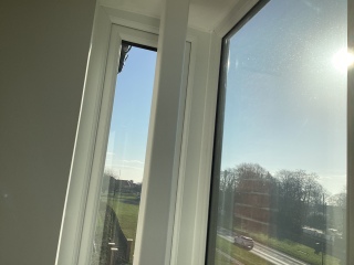 Please help sort out this window please