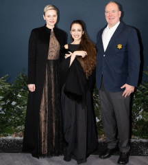 Royal Style: keep the Erdem, but bring on the tiaras! 