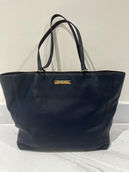 If you love bags- show us your yours! 