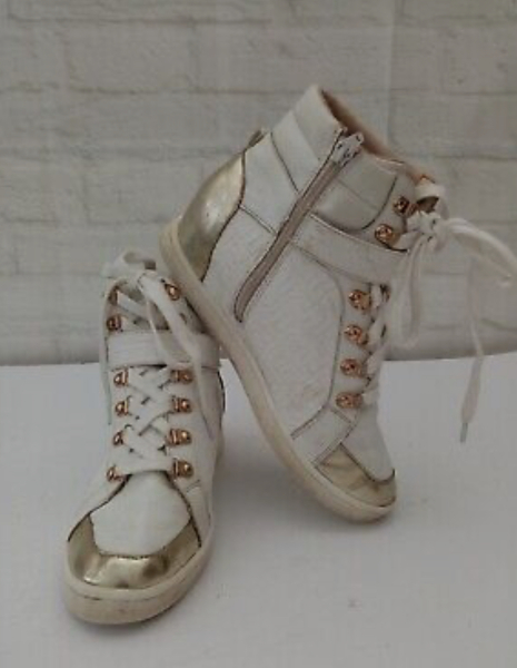 HELP! What were these boots called? Popular in the 80's/90's