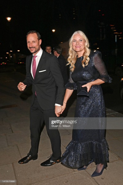 Royal Style: Quality jewellery, quality clothes and maybe a bit of Quality Street 