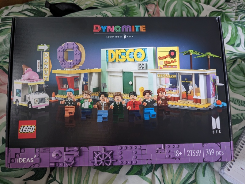 MsLatté’s Daebak Cybercafé (Kdrama addicts #39): February sees the Filthy Noonas warmed by the smouldering embers of Jin’s leather trousers