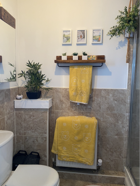 What colour with brown marble tiles?