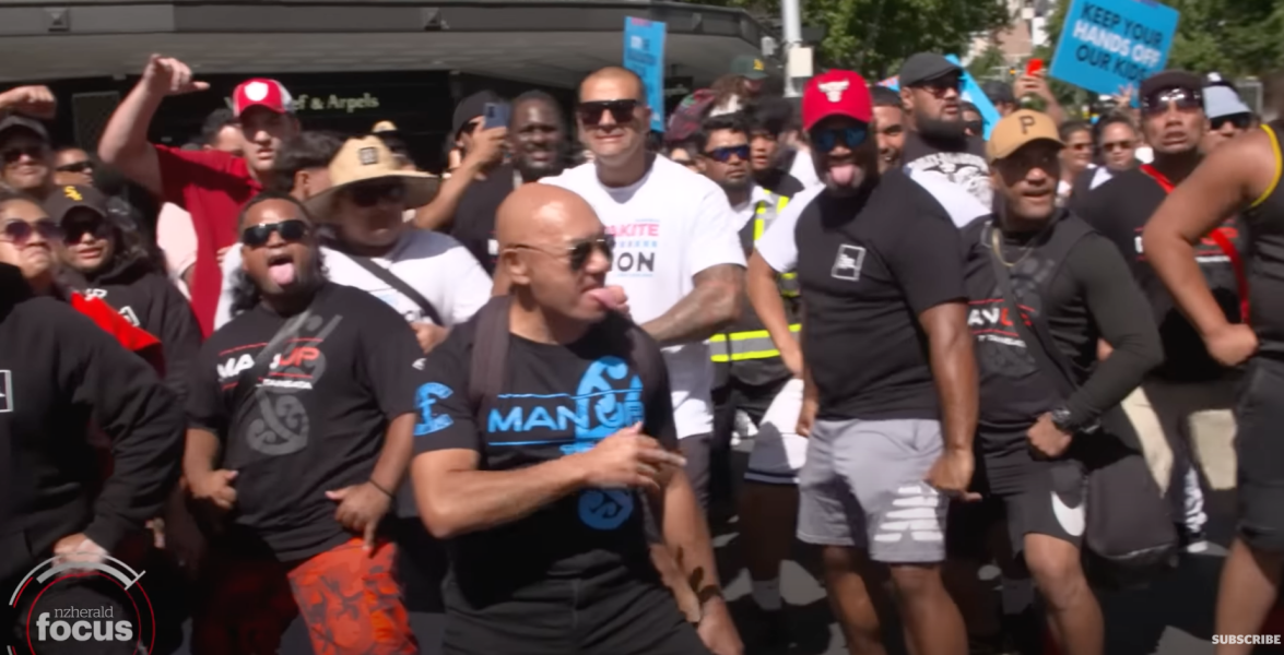 Shocking scenes in Auckland, TRA pours liquid on KJK
