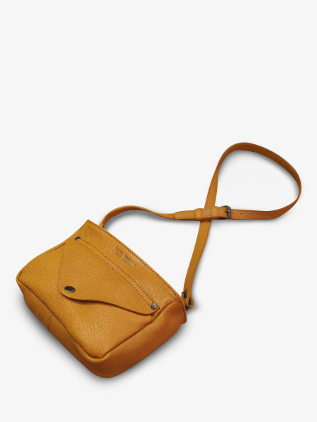 If you love bags- show us your yours! 