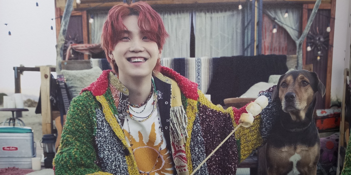 MsLatté’s Daebak Cybercafé (Kdrama addicts #39): February sees the Filthy Noonas warmed by the smouldering embers of Jin’s leather trousers