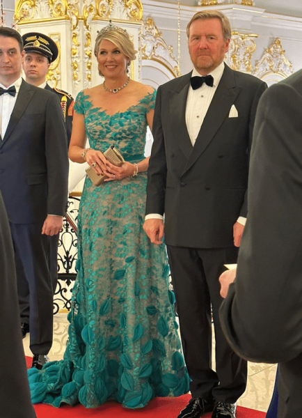 Royal Style: Quality jewellery, quality clothes and maybe a bit of Quality Street 