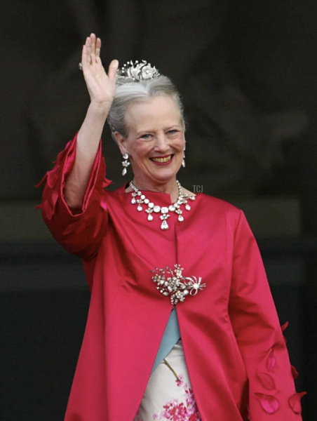 Royal Style: Quality jewellery, quality clothes and maybe a bit of Quality Street 