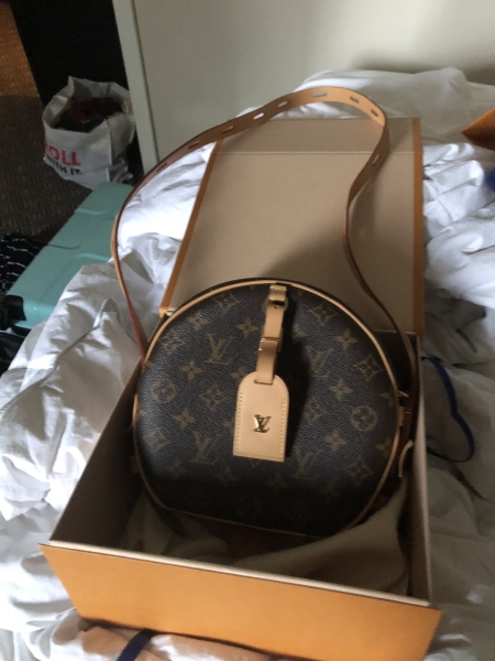 If you love bags- show us your yours! 