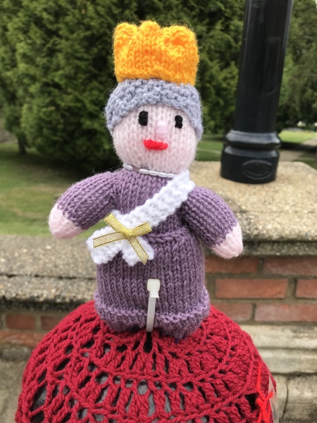 Come and tell me your dull and unexciting news 25: Calmly through the day 