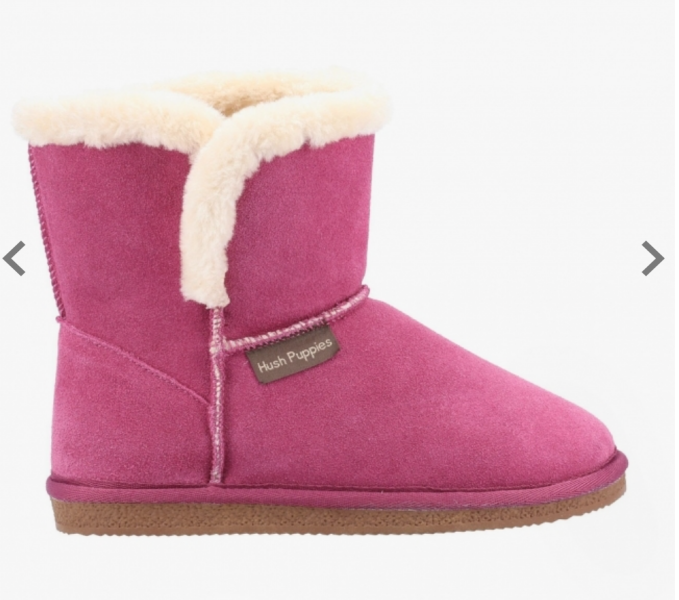 Slipper boots that don't quickly stretch & fall off