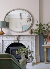 Plaster coloured paint