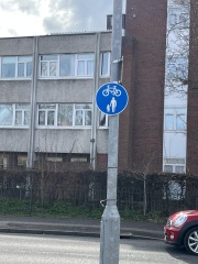 To feel unsafe when cyclists use pavements illegally?