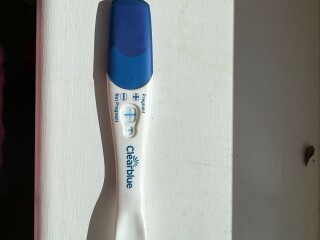 Is it a good sign when tests get darker? How many weeks? Pregnancy anxiety in first trimester/questions!