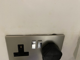 Gaps round sockets