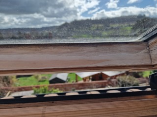 Velux window varnish - with pictures