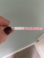 Feeling like a fool took a test only 8dpo! Snap me out of it!!!