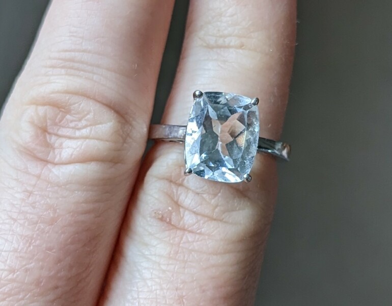 What's the best fake diamonds