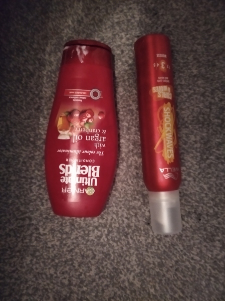 Addicted to buying beauty products? Are you a beauty product hoarder? This thread is for you!