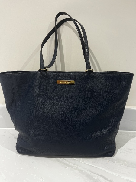 Show me your last handbag purchase...just for fun