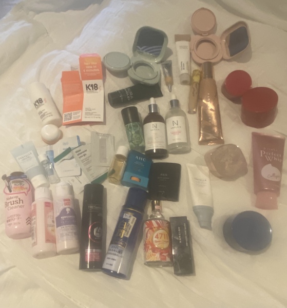Addicted to buying beauty products? Are you a beauty product hoarder? This thread is for you!