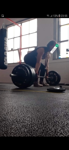 Do any fellow perimenopausal women power lift at the gym? Too scared to try!