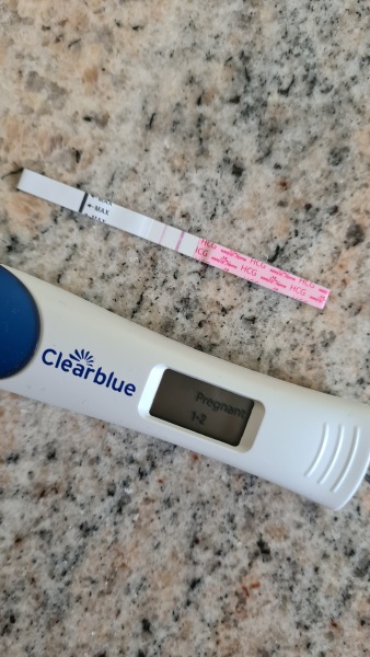 1dpo anyone else on their two weeks waiting?