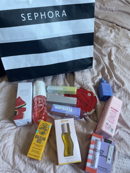 Addicted to buying beauty products? Are you a beauty product hoarder? This thread is for you!