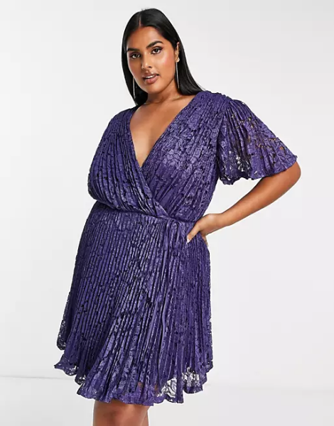 Party coming up (size 18)