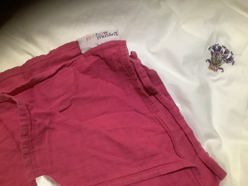 Good people of Mumsnet-please help replace lost dark pink muslin cloth 💓